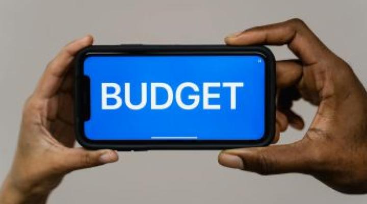 Top 5 Budget Apps Used in the USA in 2025: Save Money the Smart Way!